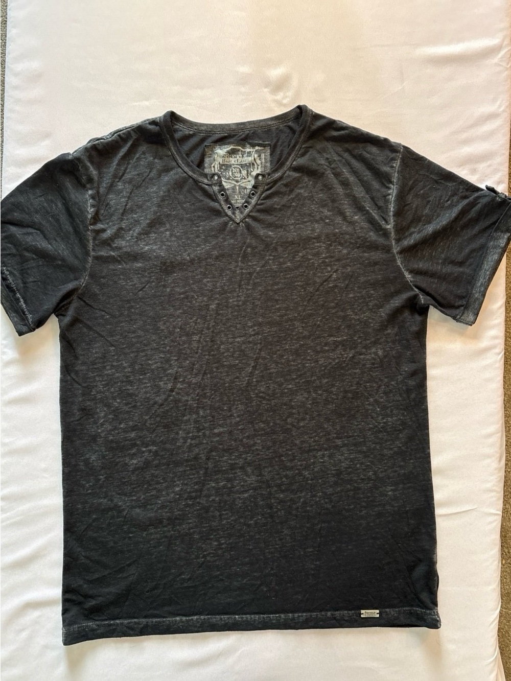 Buckle Men's Washed Black Short Sleeve V-Neck Tee